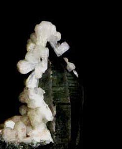 stilbite upon quartz