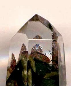 dolomite lens in quartz 