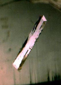 anidrite cristallo in quarzo