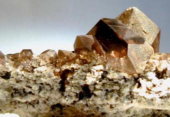 smoky quartz in rock