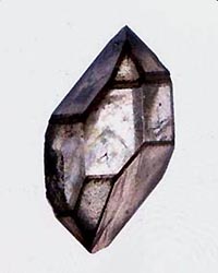 quartz carbon inclusions selvino