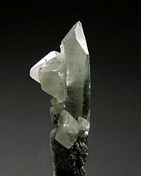 green calcite upon quartz  tornadri sondrio