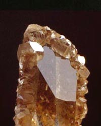 magnesite upon quartz dosso cristalli sondrio