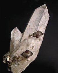 sceelite upon quartz cina